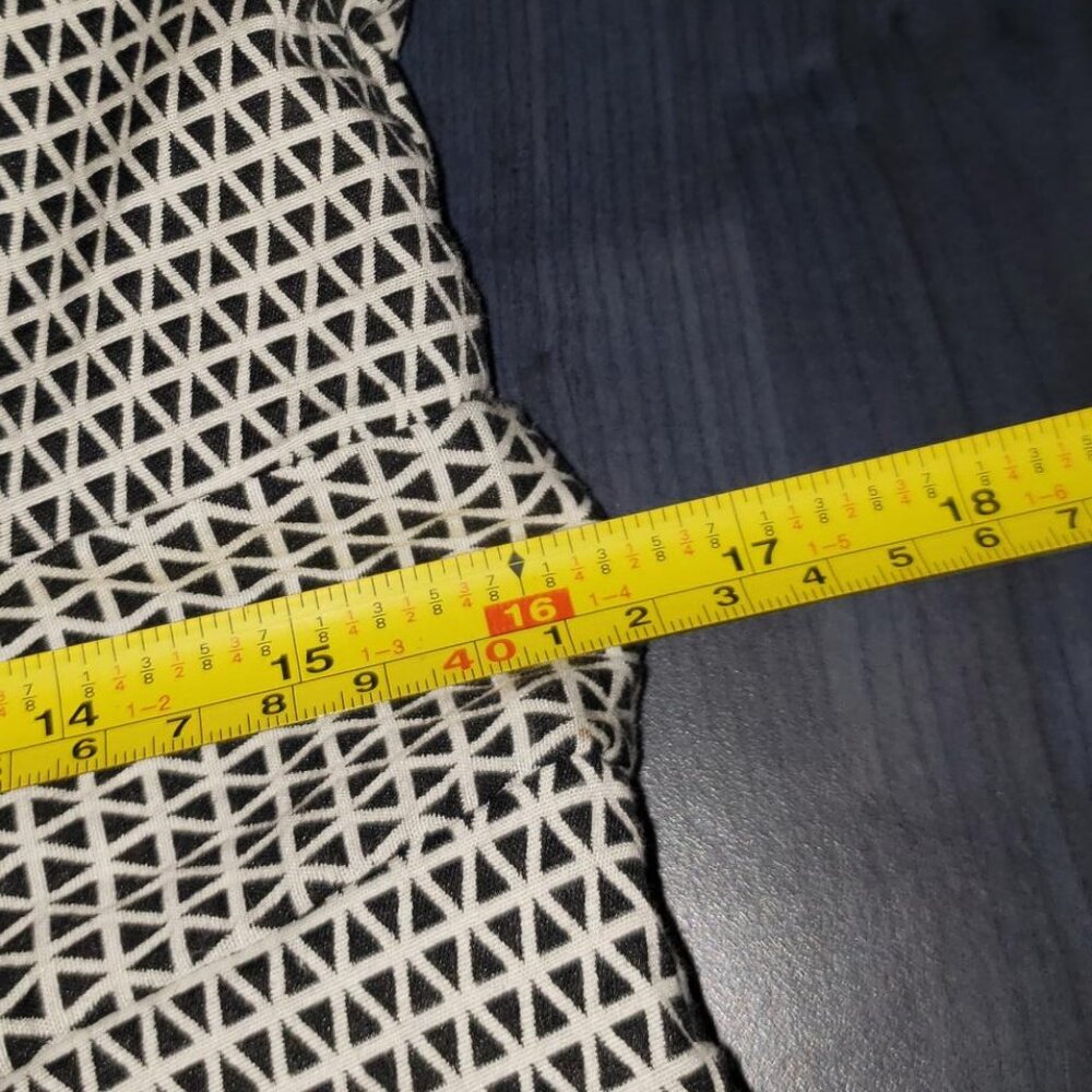 NWOT black and white geometric print fit and flare dress size Large - Picture 6 of 10